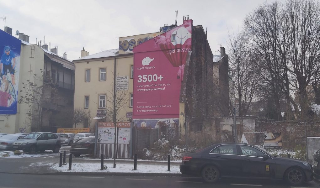 Mural-Super-Prezenty-Krakow-12133-scaled Super Prezenty inwestują w mural oczyszczający powietrze – tym razem w Krakowie!